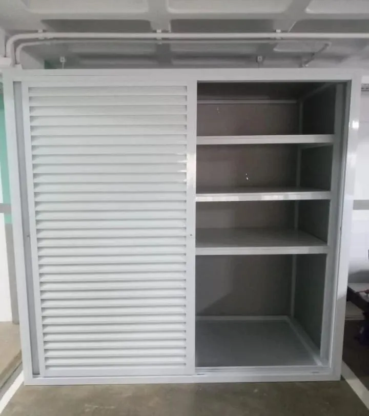 Armário para garagem — Condomínio em BH. Obra executada pela Alumarc.